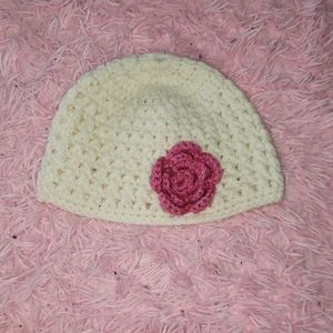 Knitted beanie